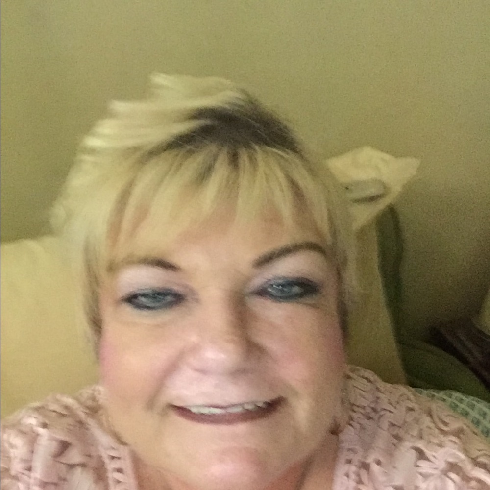 Meet your Posher, Dawn